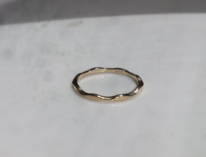Wavy Ring